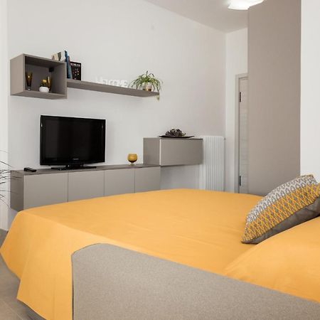 Civico40 Luminoso Appartamento Con Balconi E Garage Privato Verona Exteriör bild
