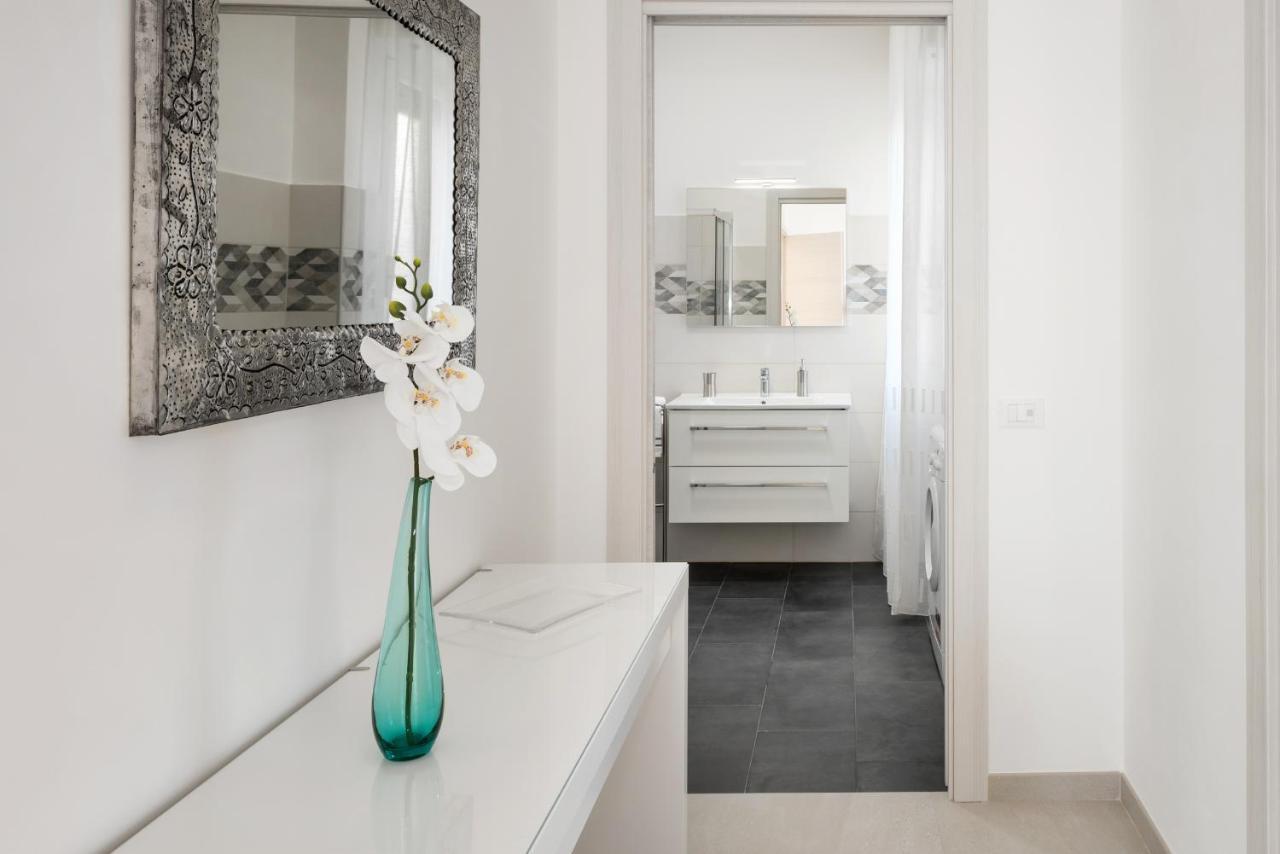 Civico40 Luminoso Appartamento Con Balconi E Garage Privato Verona Exteriör bild